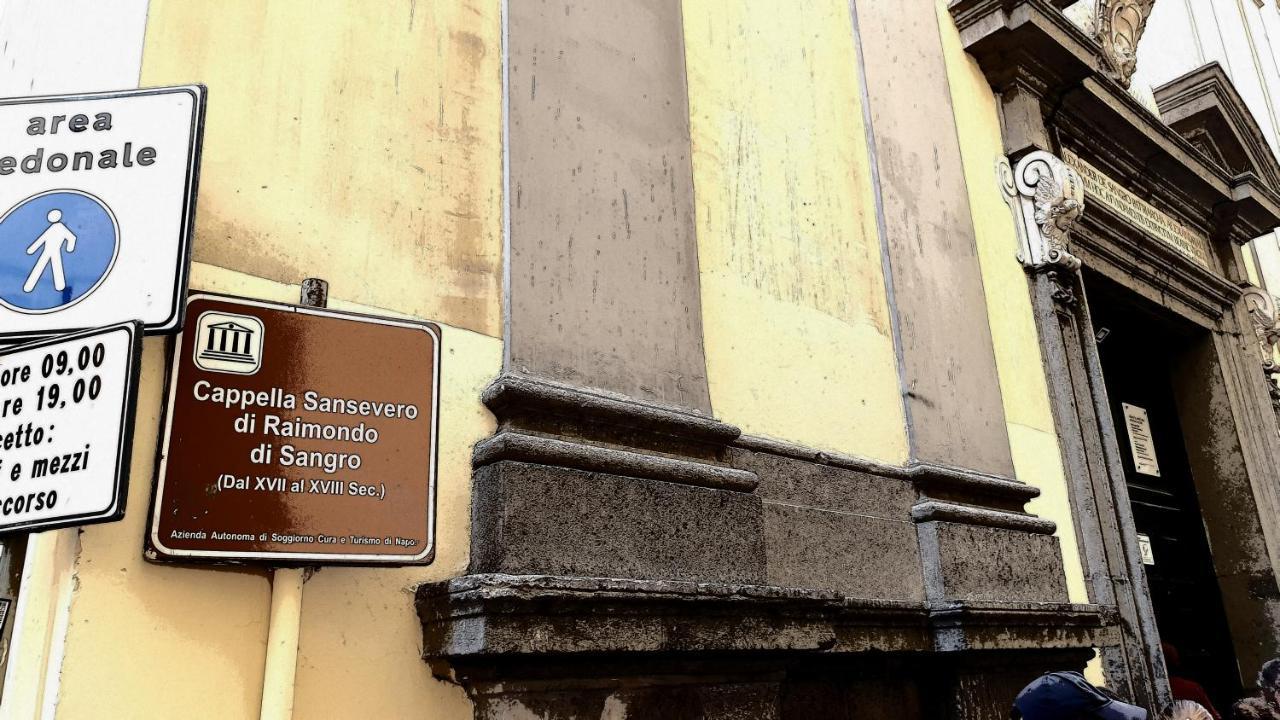 Domus Armenio Bed & Breakfast Napoli Dış mekan fotoğraf