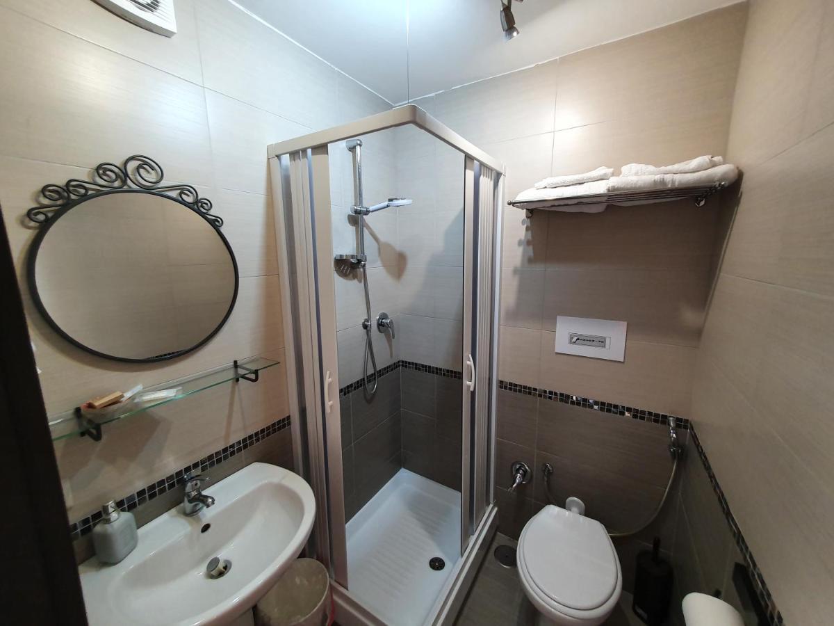 Domus Armenio Bed & Breakfast Napoli Dış mekan fotoğraf