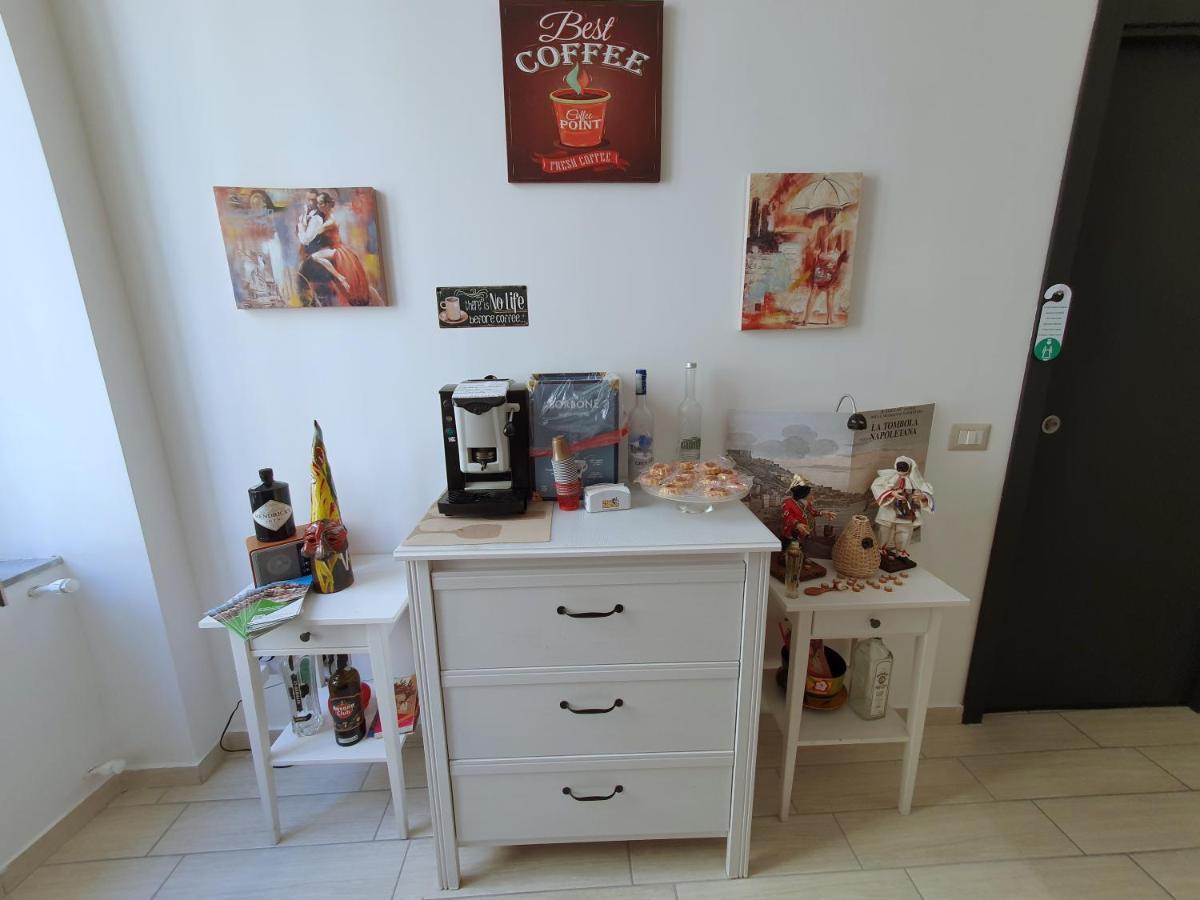 Domus Armenio Bed & Breakfast Napoli Dış mekan fotoğraf