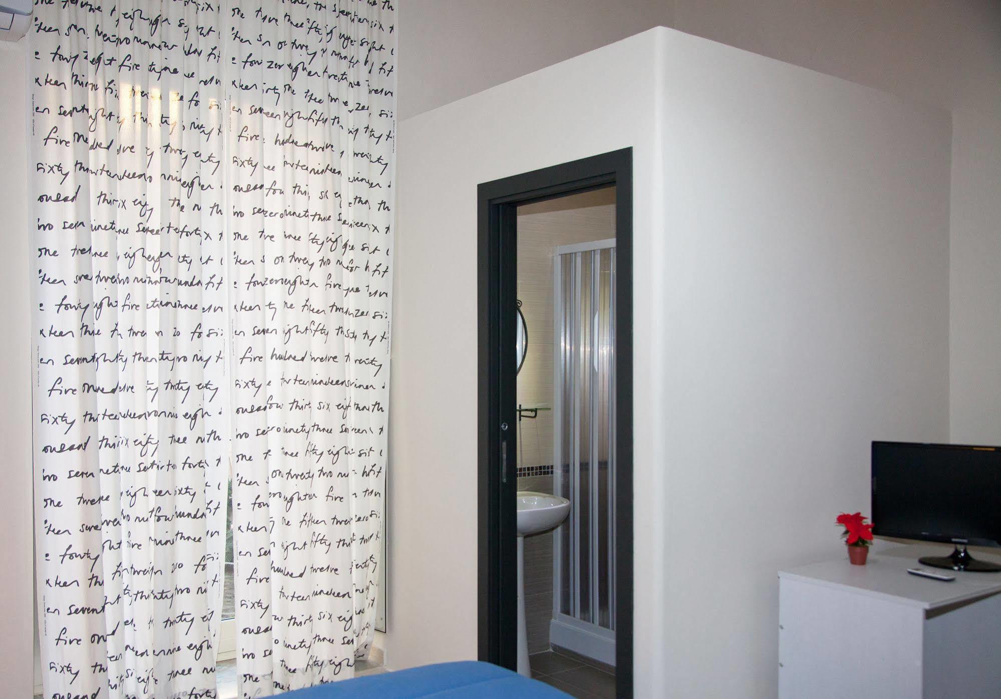 Domus Armenio Bed & Breakfast Napoli Dış mekan fotoğraf