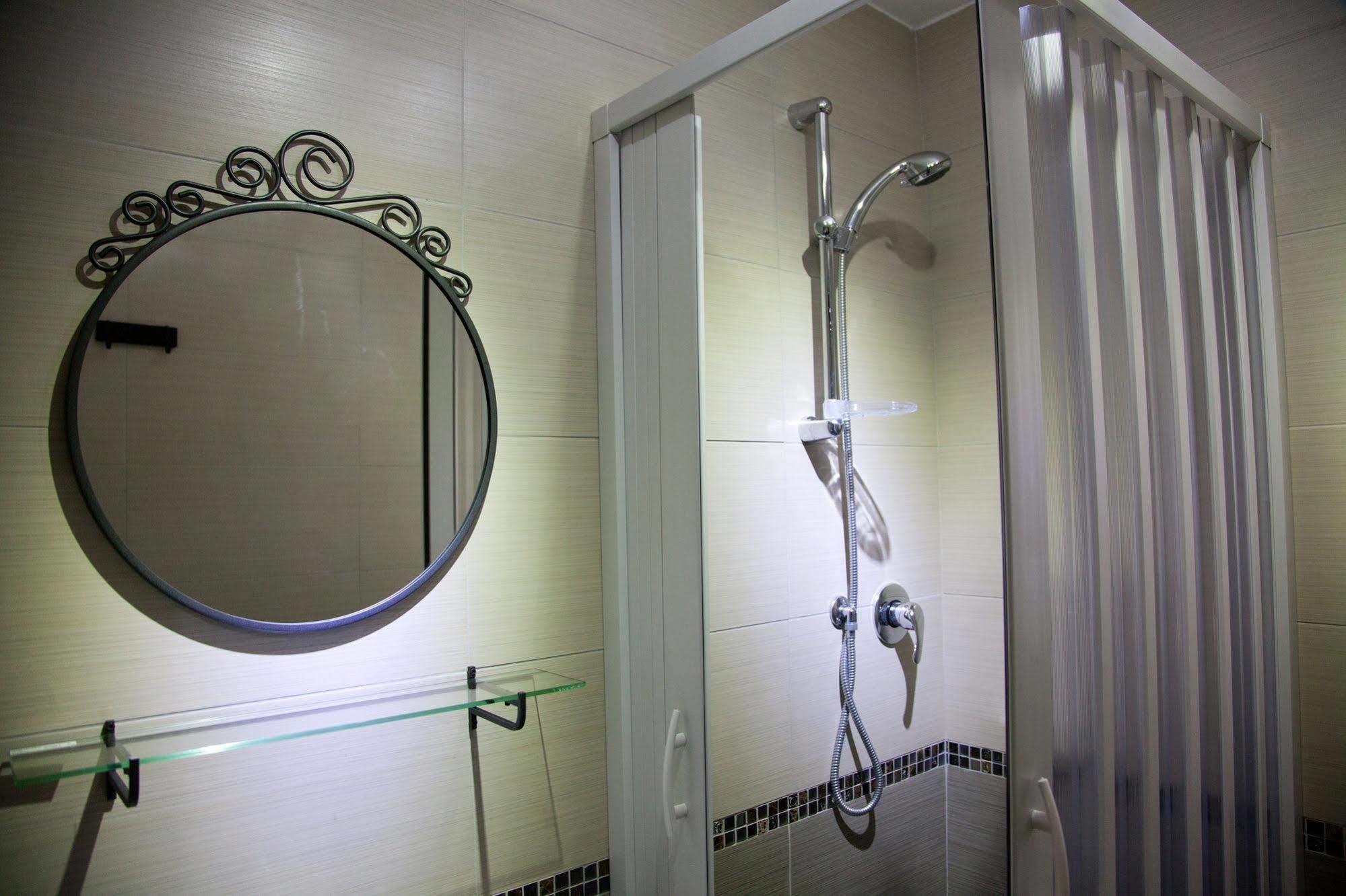 Domus Armenio Bed & Breakfast Napoli Dış mekan fotoğraf
